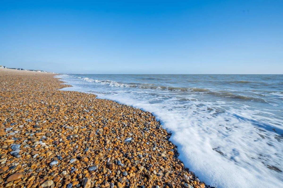 Family Haven By The Waves Direct Beach Access Villa Pevensey Exterior foto